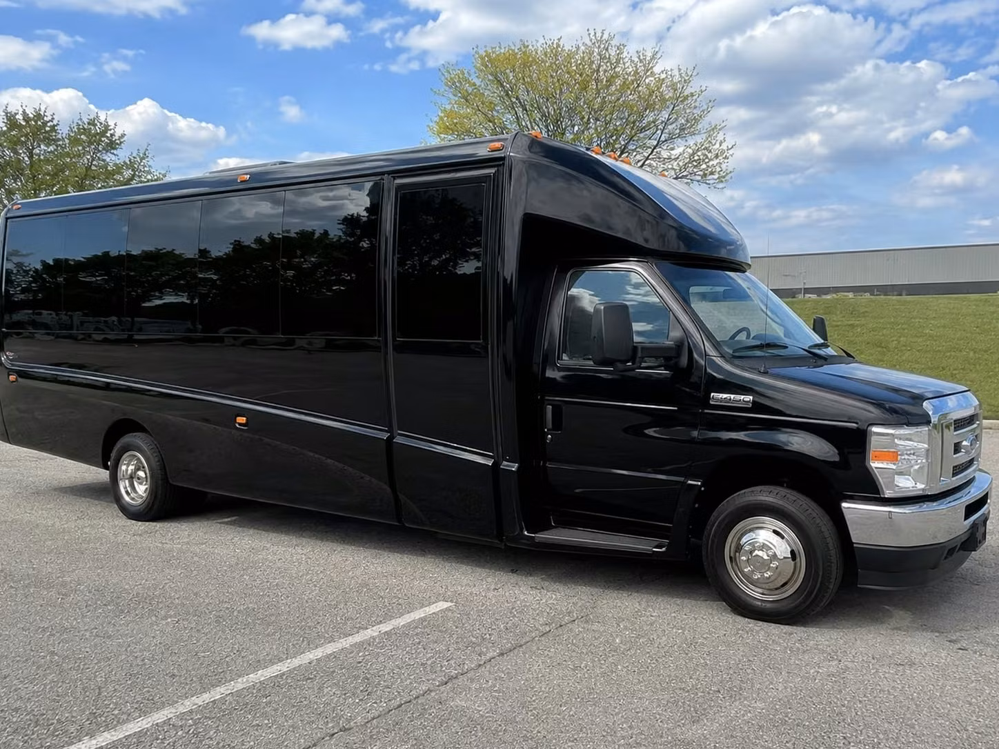 15 passenger minibus