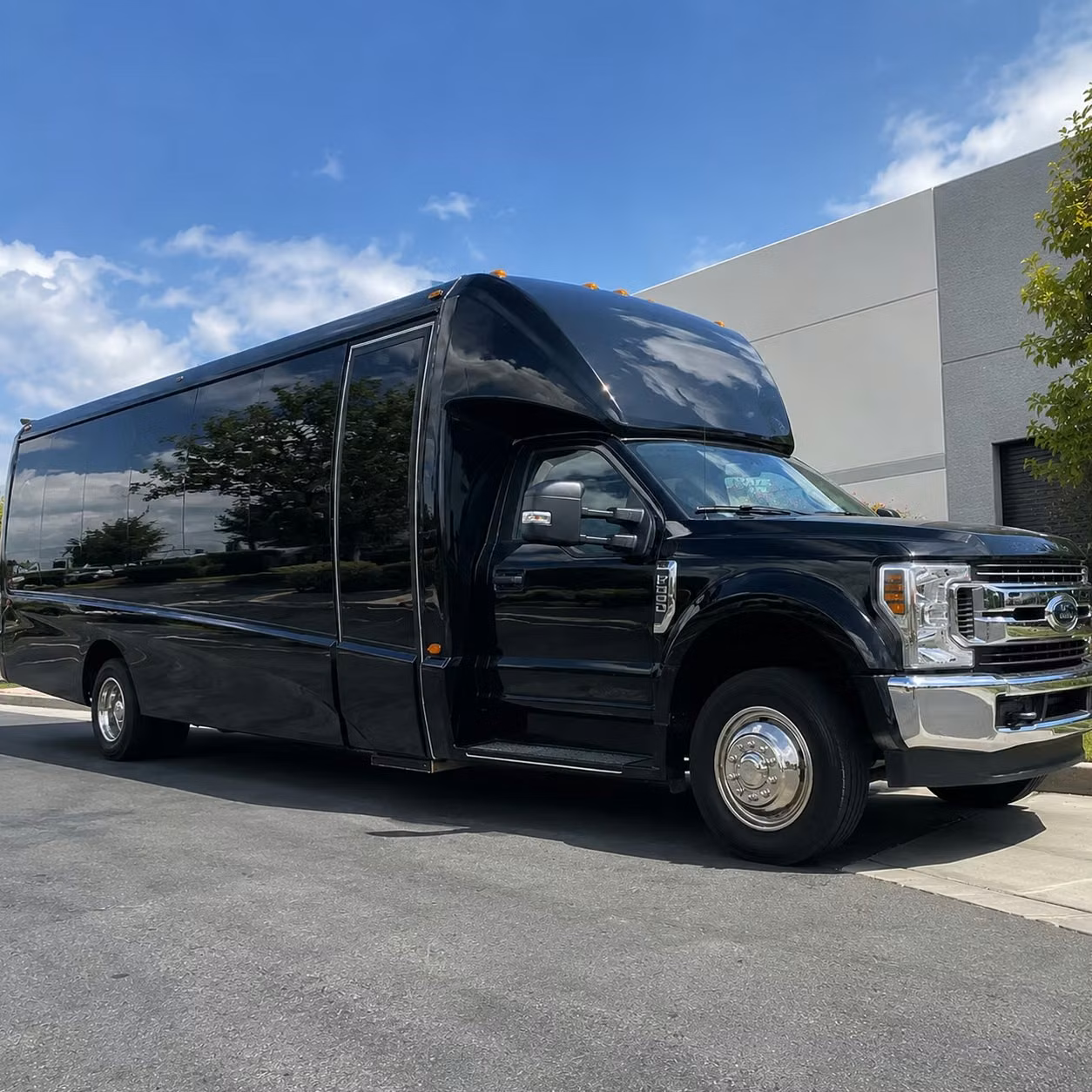 bus rentals for cambridge concerts music festival