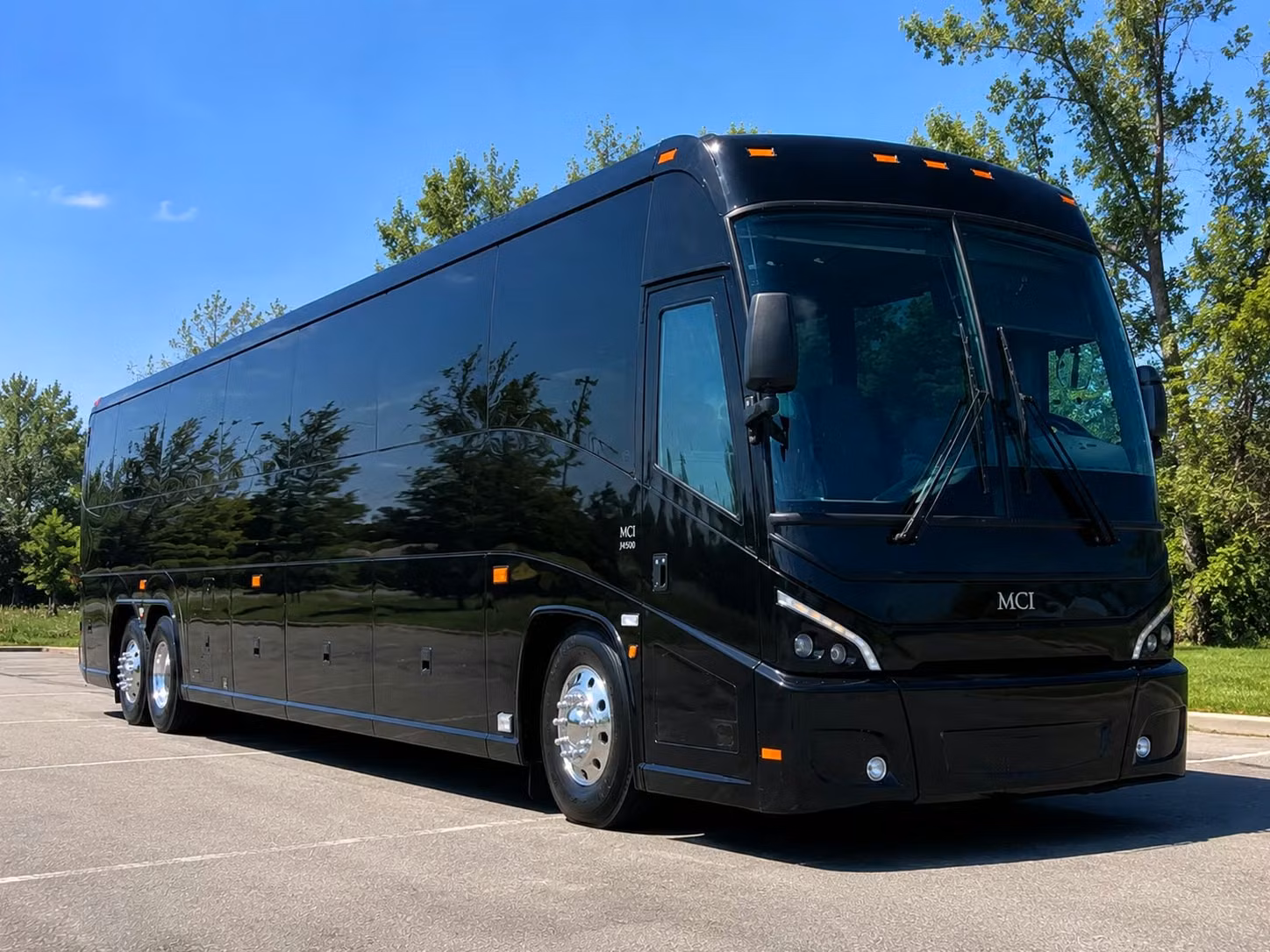 corporate event and employee shuttle transportation in cambridge massachusetts