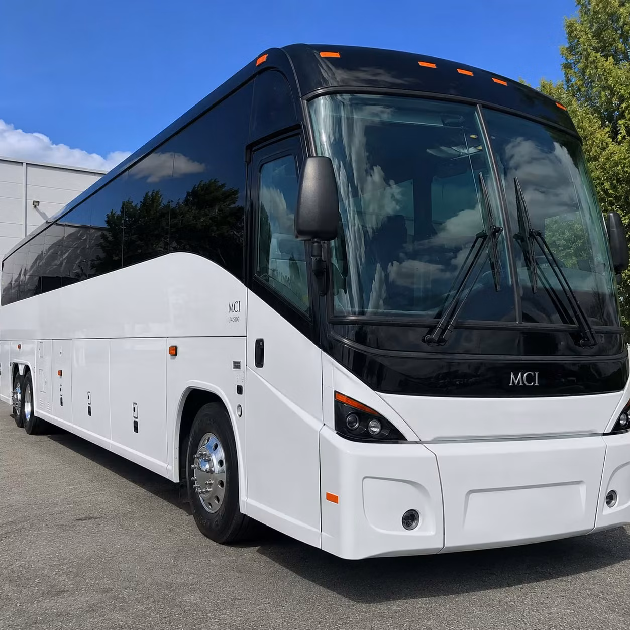 group airport transfers for harvard mit and cambridge s university community