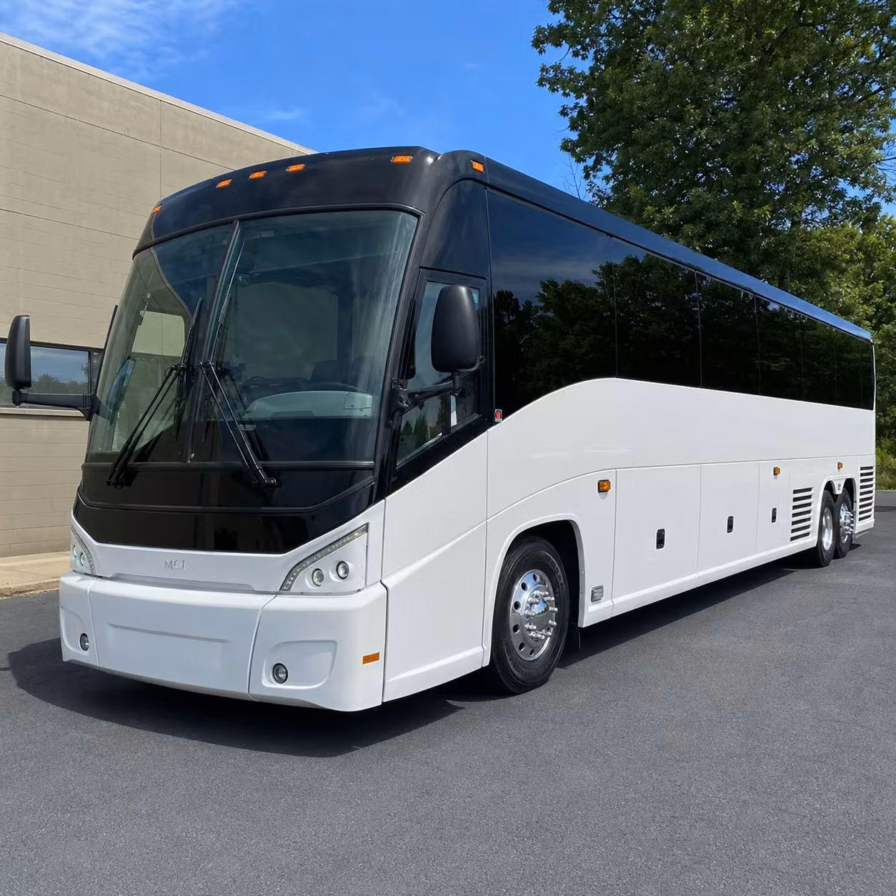 harvard mit and academic groups rely on long distance charter buses for conference travel